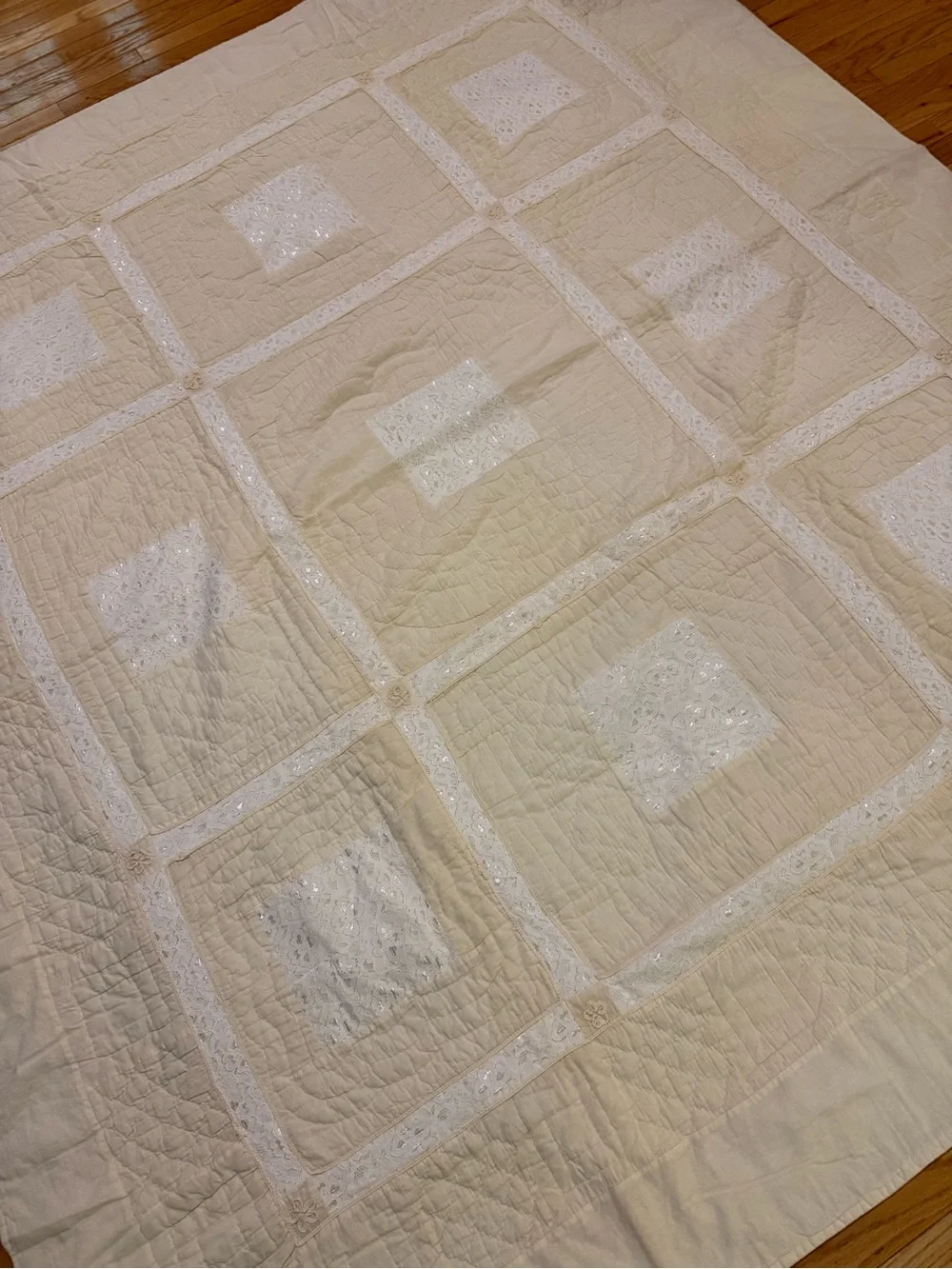 Cream & Lace Crochet Flowers 9 Patchwork Quilted Bedspread Vintage Cotton